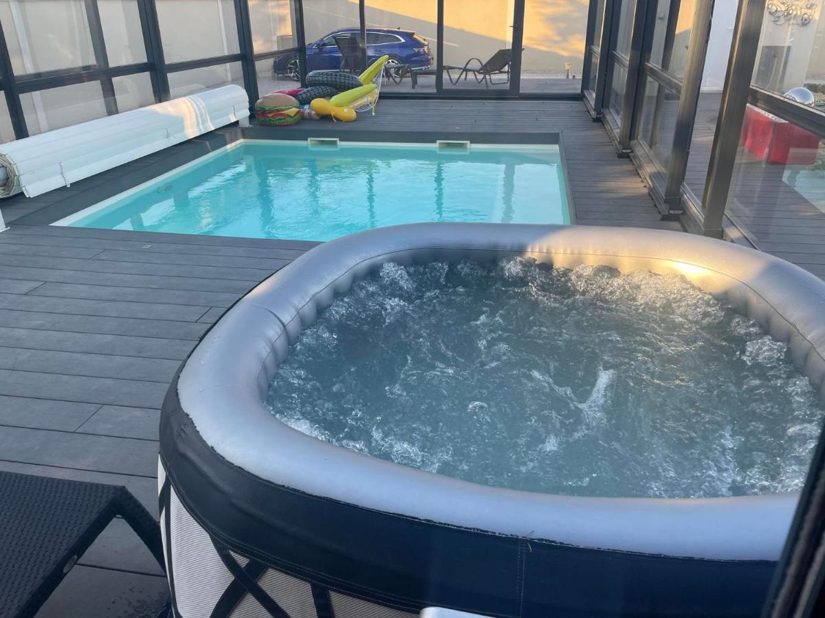 L'Aurore Suite De Charme, Clim Jacuzzi, Sauna, Piscine Chauffee Cuisine... Carpentras Eksteriør billede