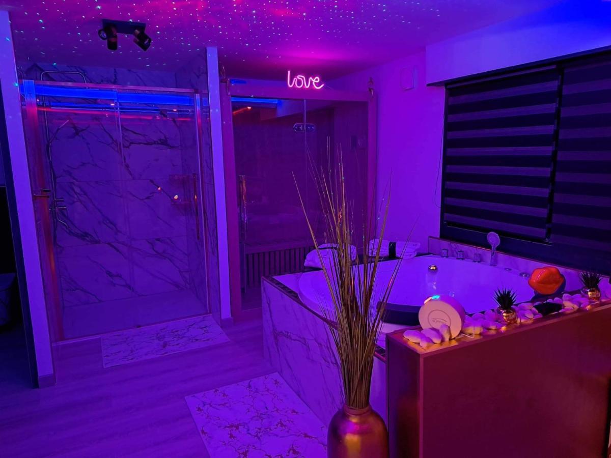 L'Aurore Suite De Charme, Clim Jacuzzi, Sauna, Piscine Chauffee Cuisine... Carpentras Eksteriør billede