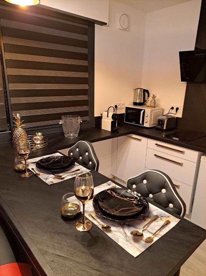 L'Aurore Suite De Charme, Clim Jacuzzi, Sauna, Piscine Chauffee Cuisine... Carpentras Eksteriør billede