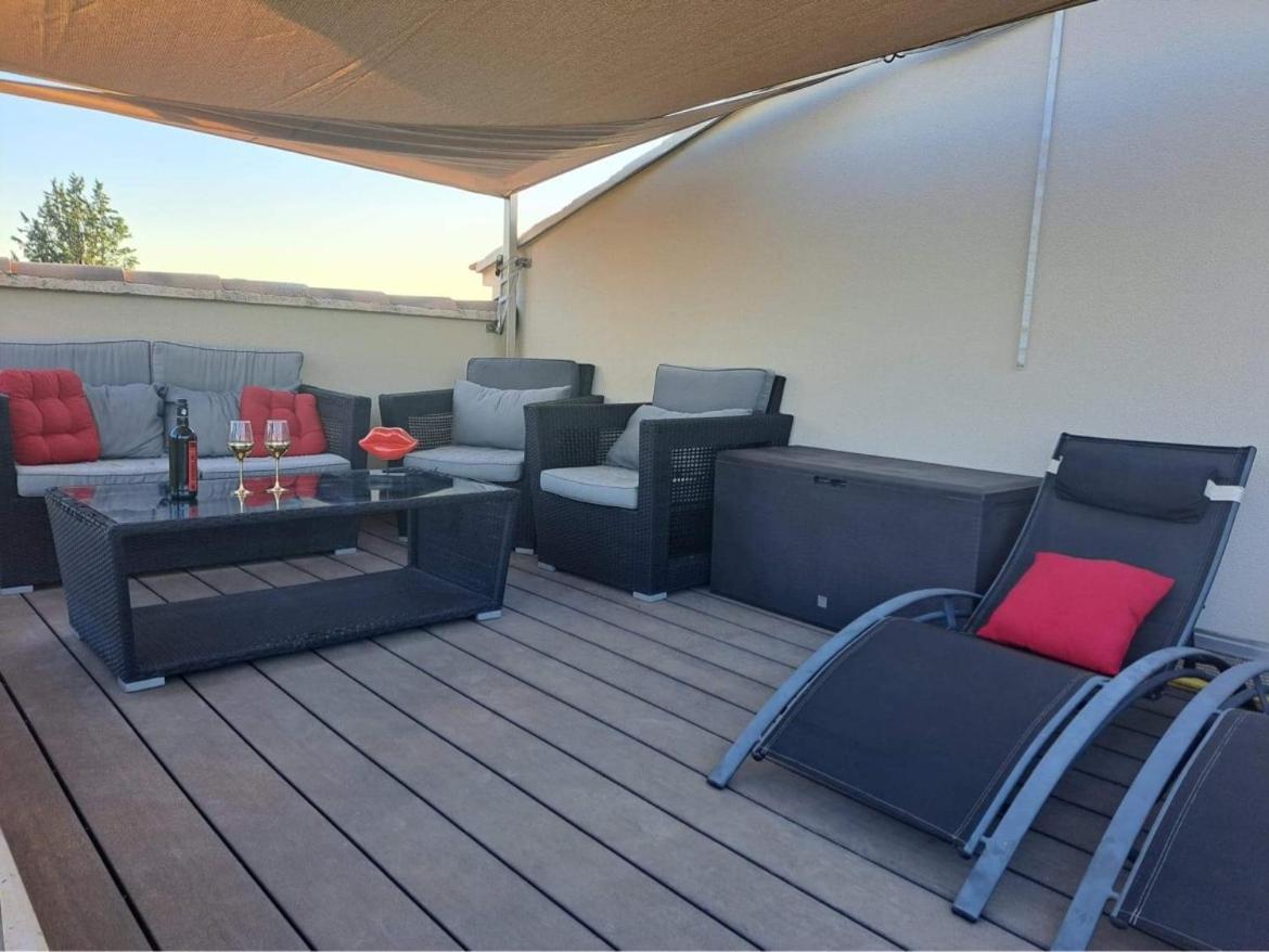 L'Aurore Suite De Charme, Clim Jacuzzi, Sauna, Piscine Chauffee Cuisine... Carpentras Eksteriør billede
