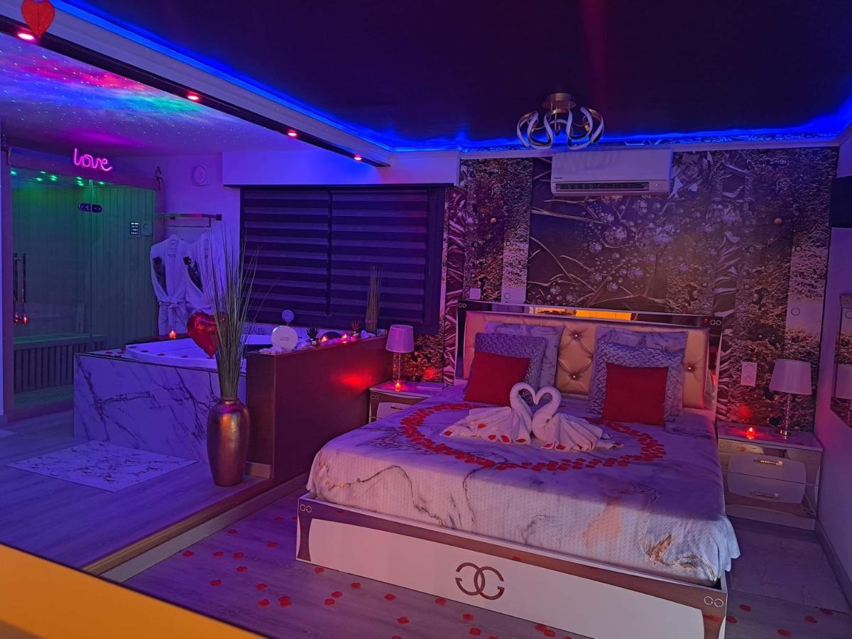 L'Aurore Suite De Charme, Clim Jacuzzi, Sauna, Piscine Chauffee Cuisine... Carpentras Eksteriør billede