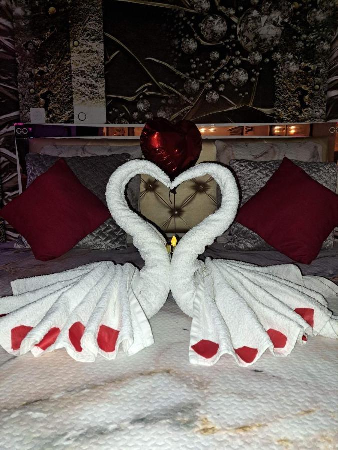 L'Aurore Suite De Charme, Clim Jacuzzi, Sauna, Piscine Chauffee Cuisine... Carpentras Eksteriør billede