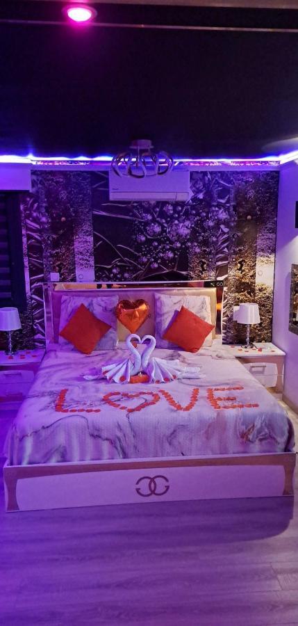 L'Aurore Suite De Charme, Clim Jacuzzi, Sauna, Piscine Chauffee Cuisine... Carpentras Eksteriør billede