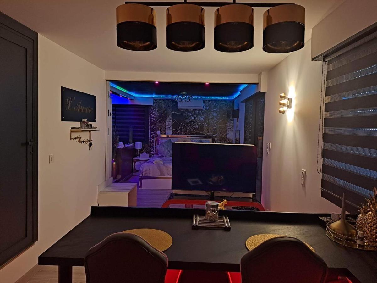 L'Aurore Suite De Charme, Clim Jacuzzi, Sauna, Piscine Chauffee Cuisine... Carpentras Eksteriør billede
