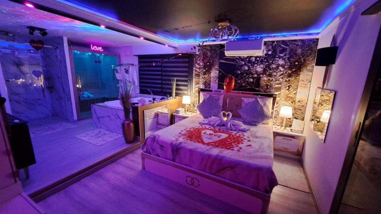 L'Aurore Suite De Charme, Clim Jacuzzi, Sauna, Piscine Chauffee Cuisine... Carpentras Eksteriør billede